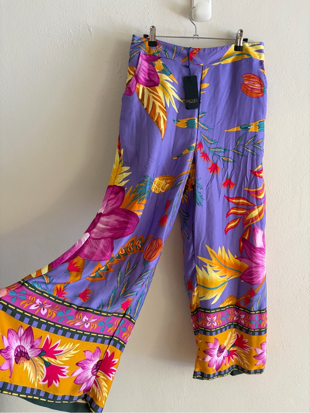 NWT RACHEL Rachel Roy Purple Tropical Print pants
